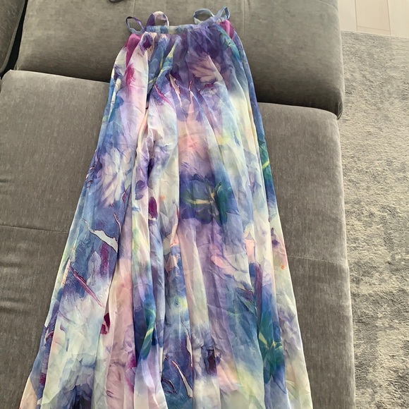 Beautiful Watercolour maxi dress - Picture 3 of 3